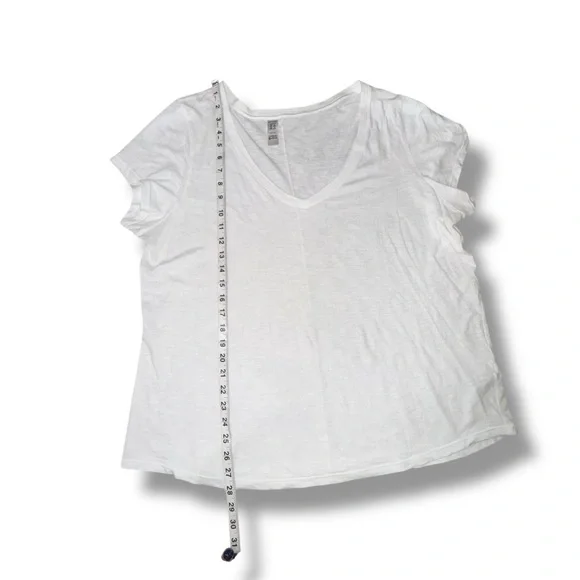 SPANX Pima Cotton V-Neck Tee - White 2X - Picture 9 of 10